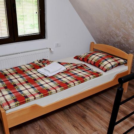 Zoranovi Konaci Vila Jevtici Exterior foto
