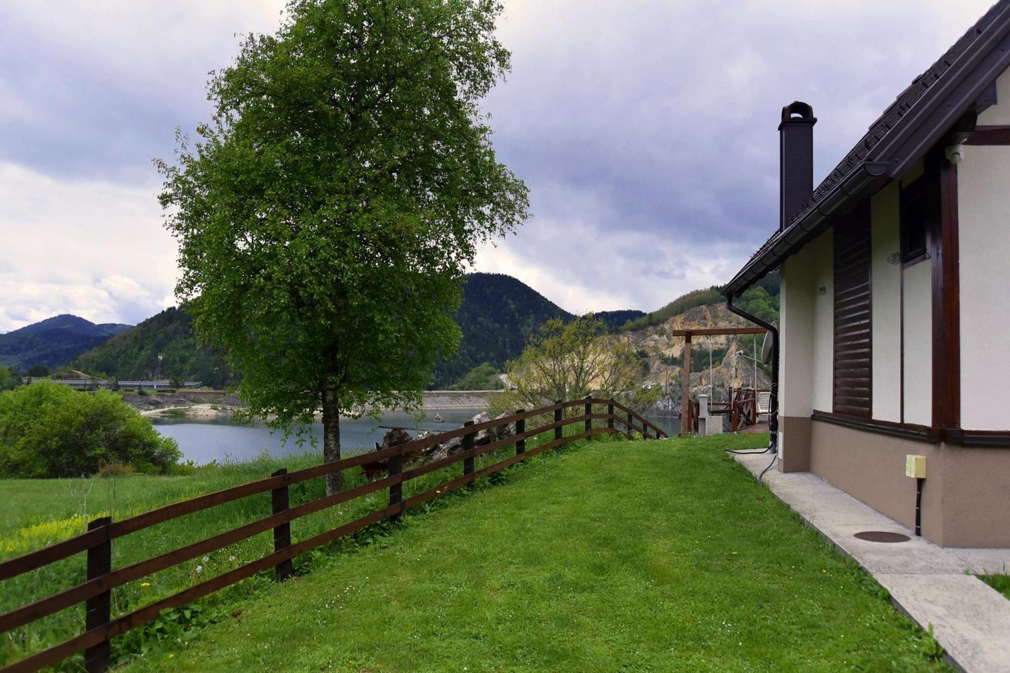 Zoranovi Konaci Vila Jevtici Exterior foto